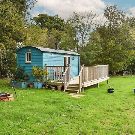 The Shepherds Hut Herstmonceux Exterior foto